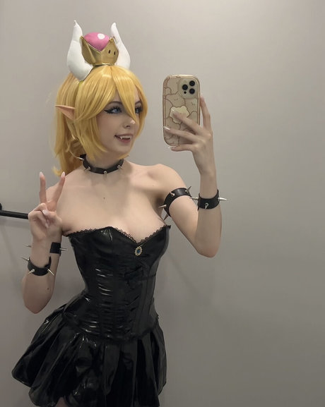 emiki28 adult actress galleries