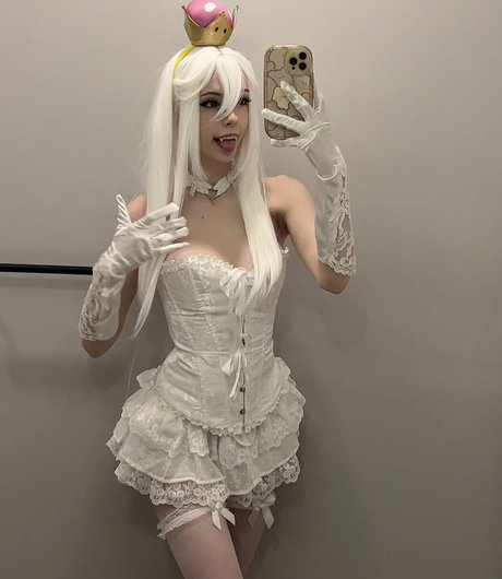 emiki28 hot pornstar photo