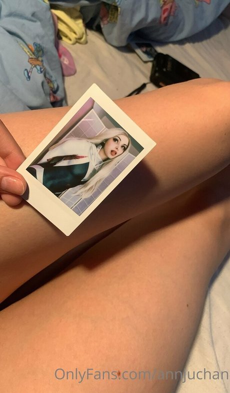 Annju Chan model free pics