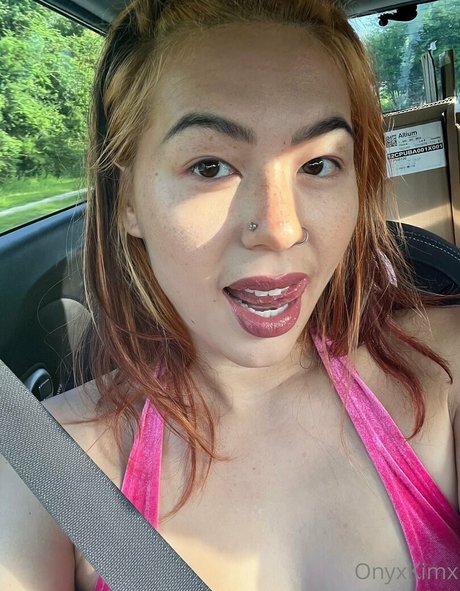Onyxkimx art model pictures