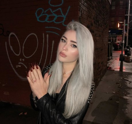 Viperous sex star images