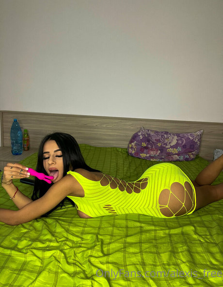 alexis free star hd pictures