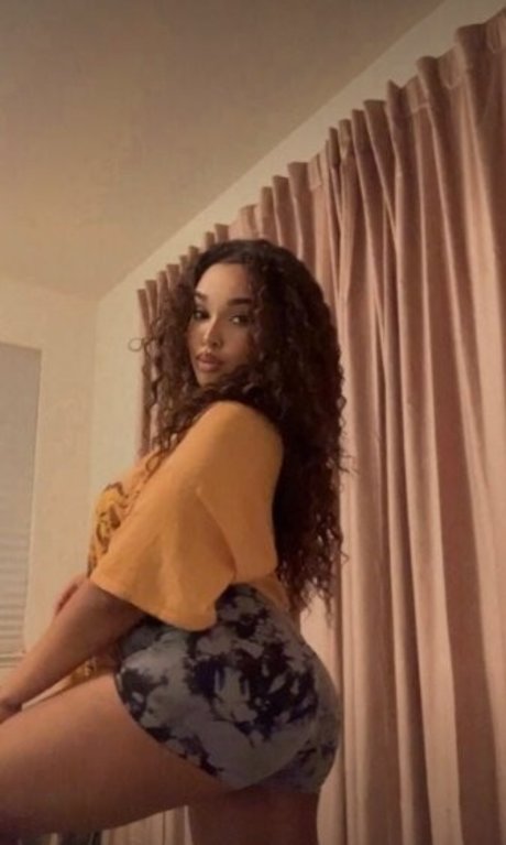 Savii pornographic star gallery