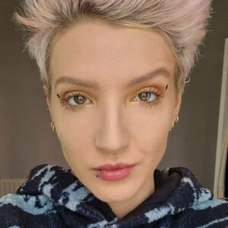 who on earth is anna pornstar high quality pictures