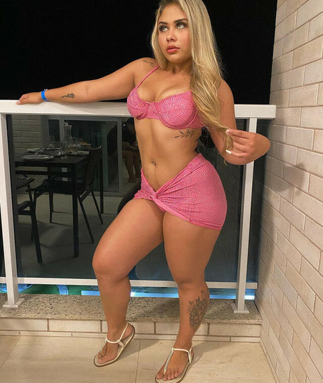 Ana Caroline hot pornstar images