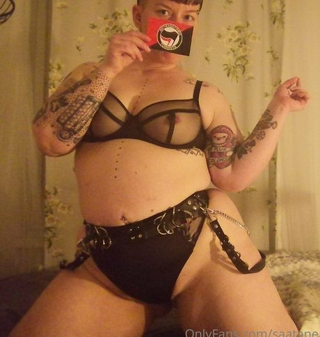 saatane hd model galleries