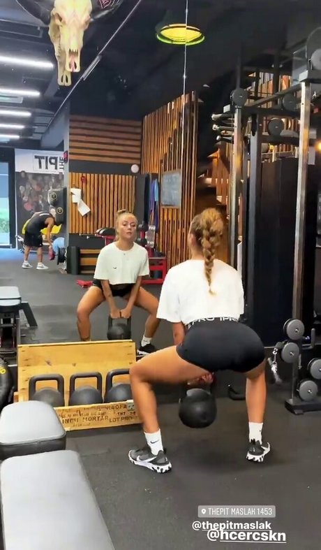 neskaranow porn actress img