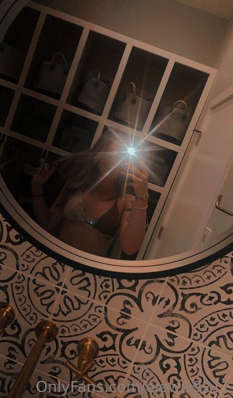 elewis9212 pornstar gallery