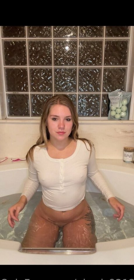 elewis9212 perfect star picture