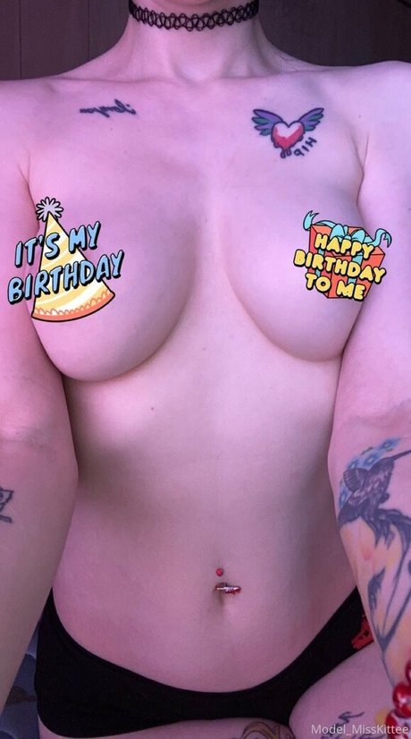 model misskittee92 perfect actress pic