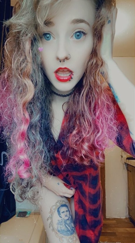 model misskittee92 sex pornstar image