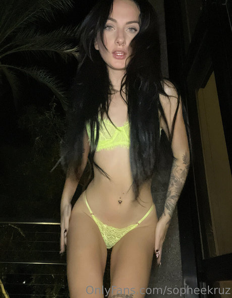 sopheekruz erotic pornstar photos