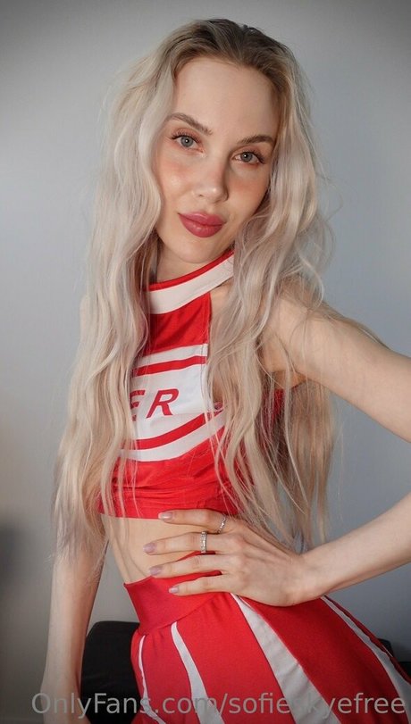 sofieskyefree exclusive model images