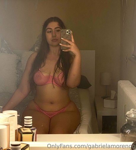 gabrielamorenoo best star pics