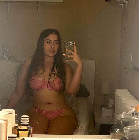 gabrielamorenoo naked actress photo