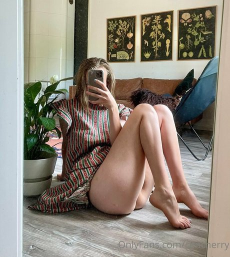 cencherry model hd picture