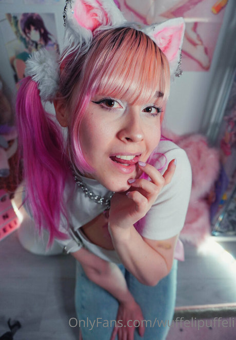 wuffelipuffelifree pornstar adult galleries
