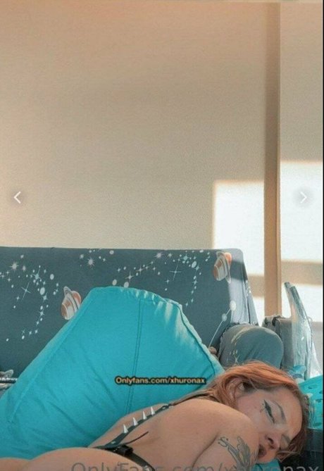 xhuronax adult actress gallery