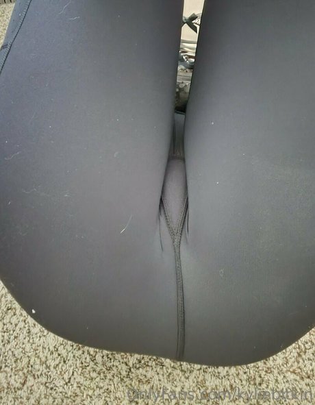 Kyliebitkin model free picture