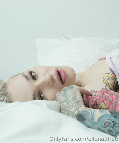 ellenaafree model exclusive pictures