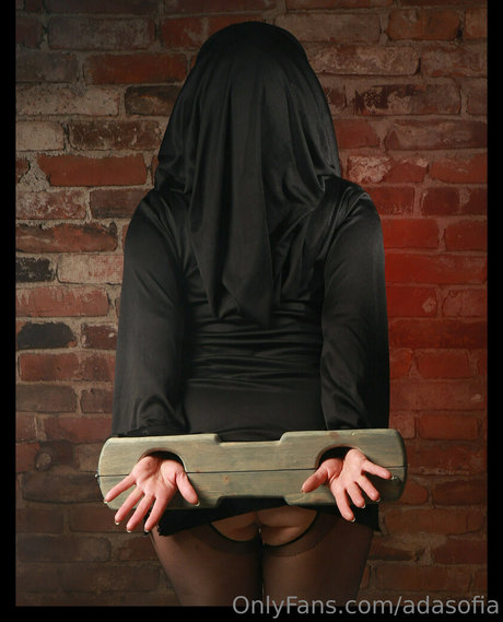 adasofia model photos