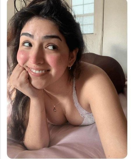 kristalqr free actress gallery