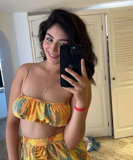 kristalqr free model photos