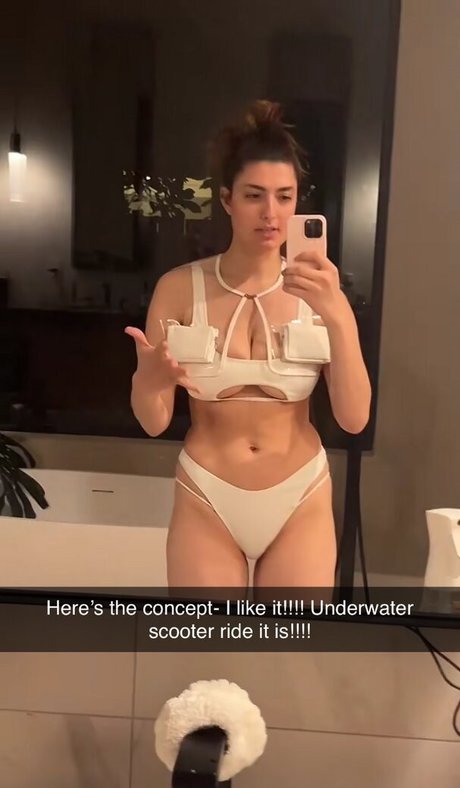 Rachel Levin model high quality images