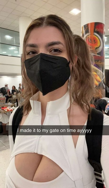 Rachel Levin sexy model images