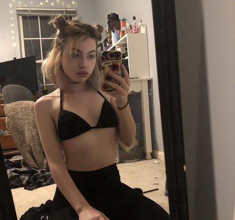 Snottea sex pornstar image