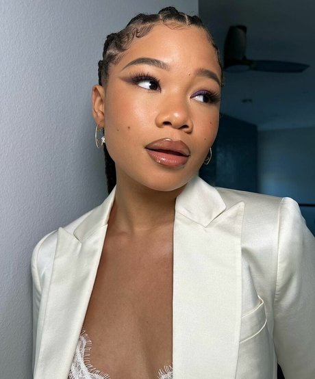 Storm Reid naked model pics