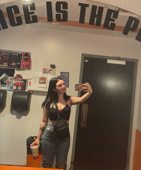 okokchanel pornstar naked picture