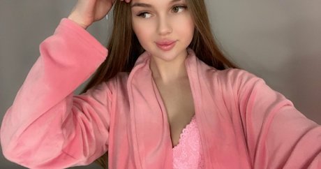 juliagrander art model pics