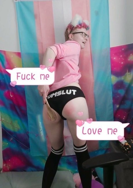 enbyjupiterfree art model image