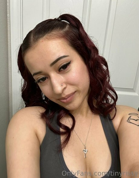 tinyrissy erotic actress archive