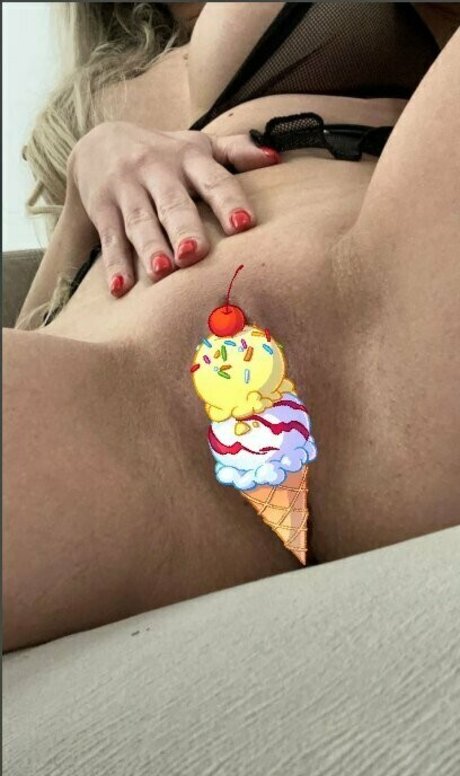 nataly queen nudes star gallery