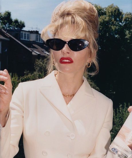 Sienna Miller sexy actress images