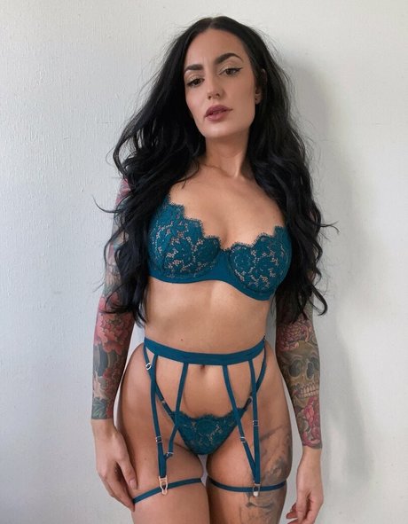 LilaFanego star nude pics