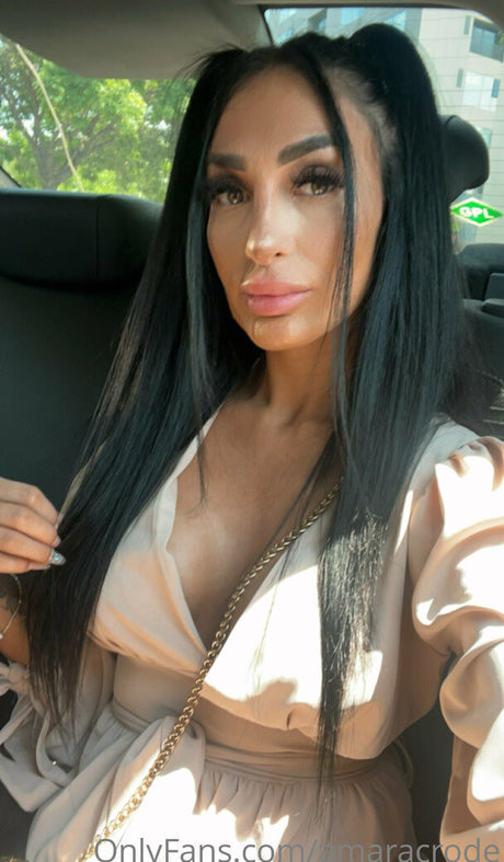 amaracrode naked model pic