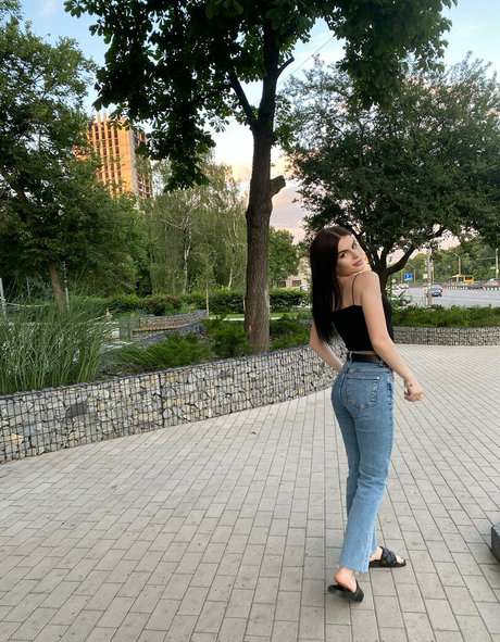 nika dream best actress images