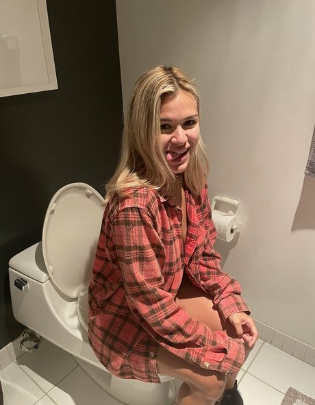 bottleservicegirl hd pornstar gallery