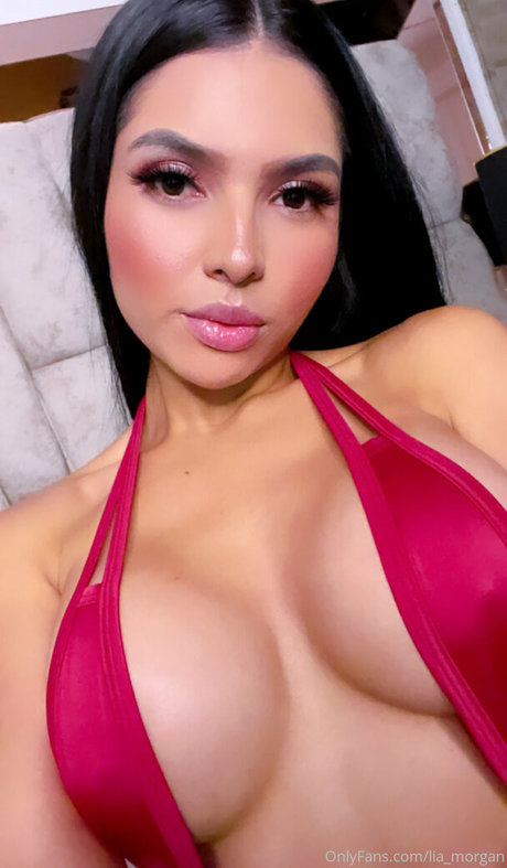 lia morgan star top image