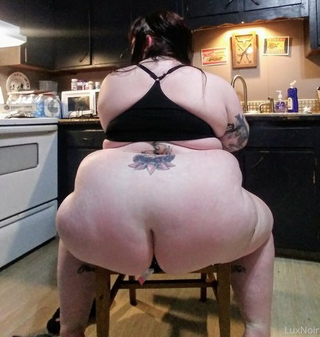 luxurynoir sex model photos