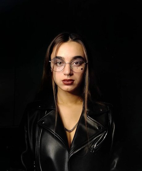 anxious sifigshid nude star galleries