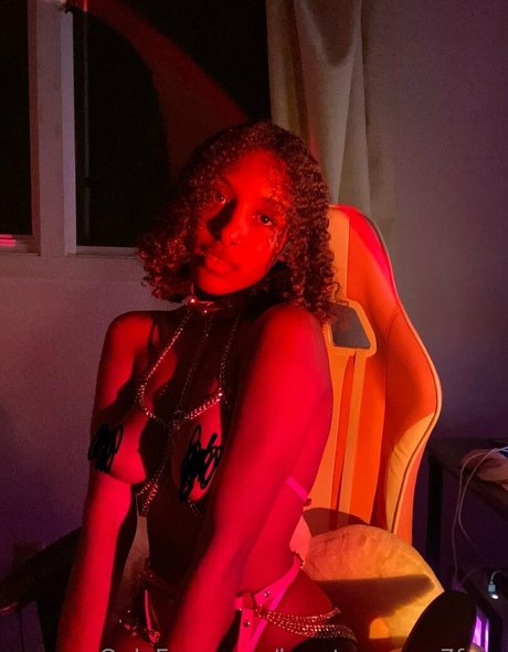 kourtneyrose7free pornstar free img