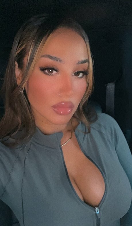 Xosnoh xxx pornstar image