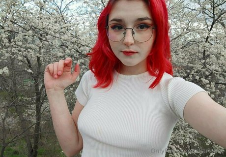 skarleeet perfect model gallery