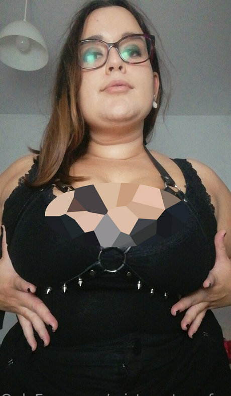 mistresstryss model pornographic archive