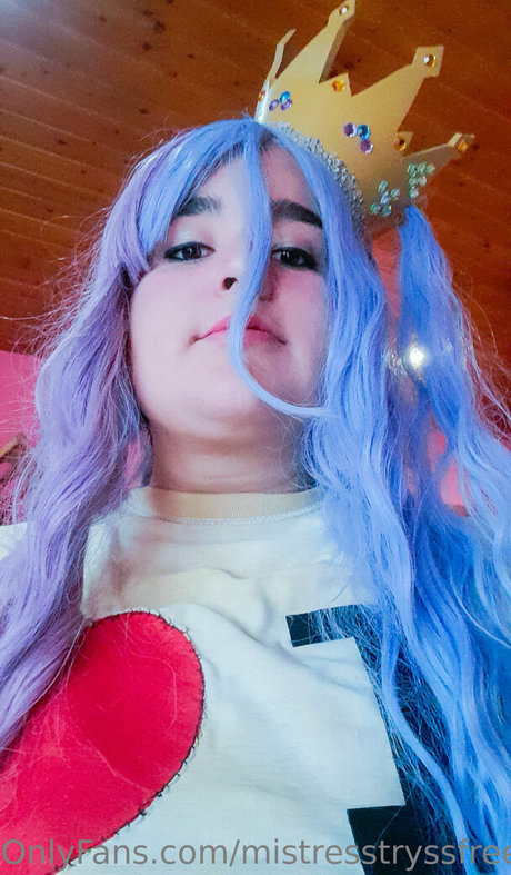 mistresstryss nude pornstar pic