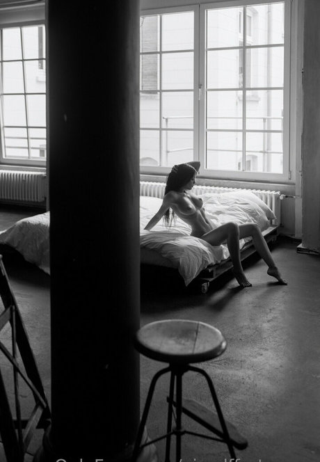 dffrnt anna pornstar nudes gallery